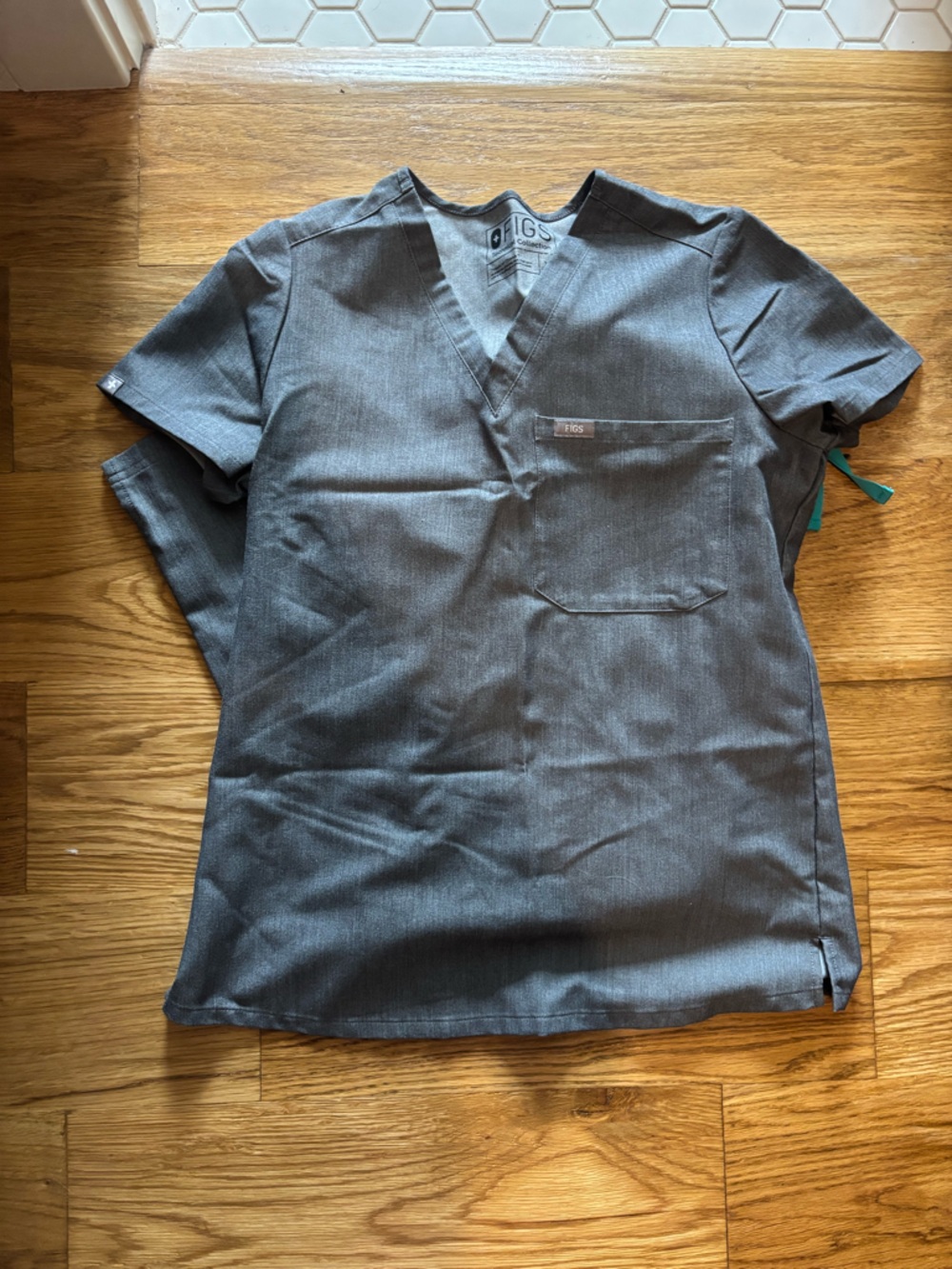 FIGS Scrub Set: Gray